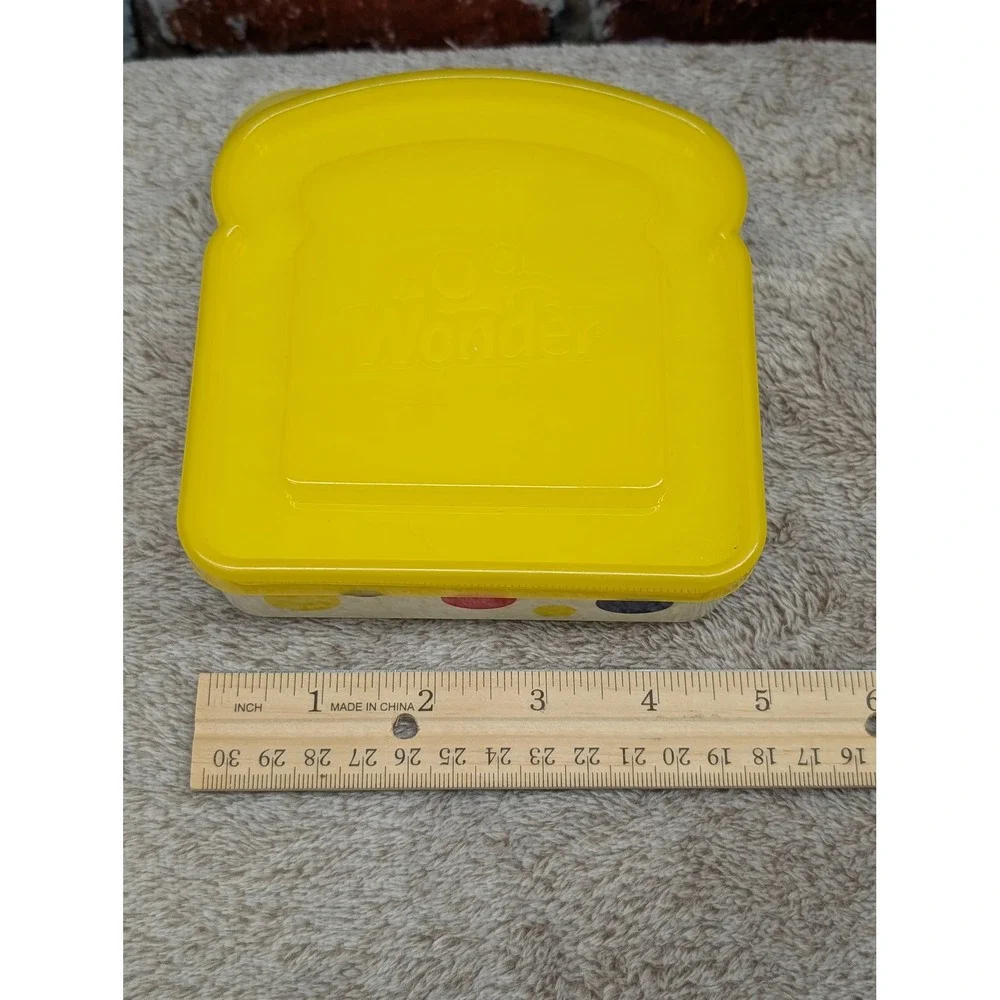 Wonder Bread Sandwich Storage Container 2010 Polka Dot Yellow White Plastic Case